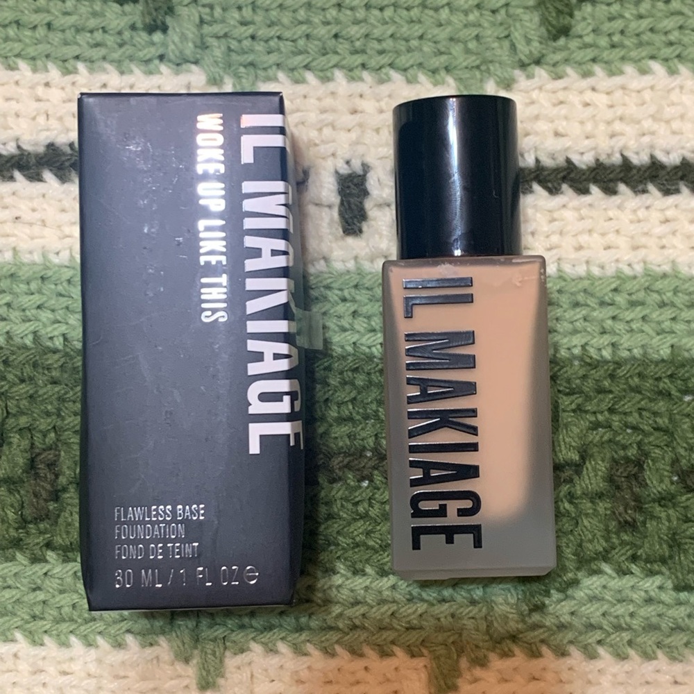 IL MAKIAGE Woke up like this foundation 075
